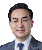 박홍근